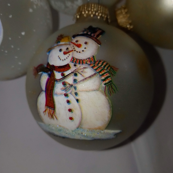 4 Snowman ornaments 🌲 - Picture 2 of 6